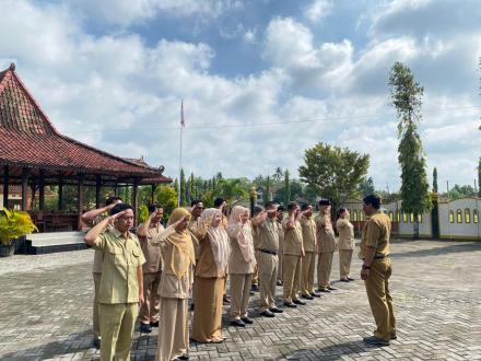 Meneguhkan Disiplin, Mengawali Februari dengan Apel & Koordinasi 